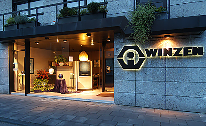 Eingangsbereich des Bestattungshauses Winzen & Feith